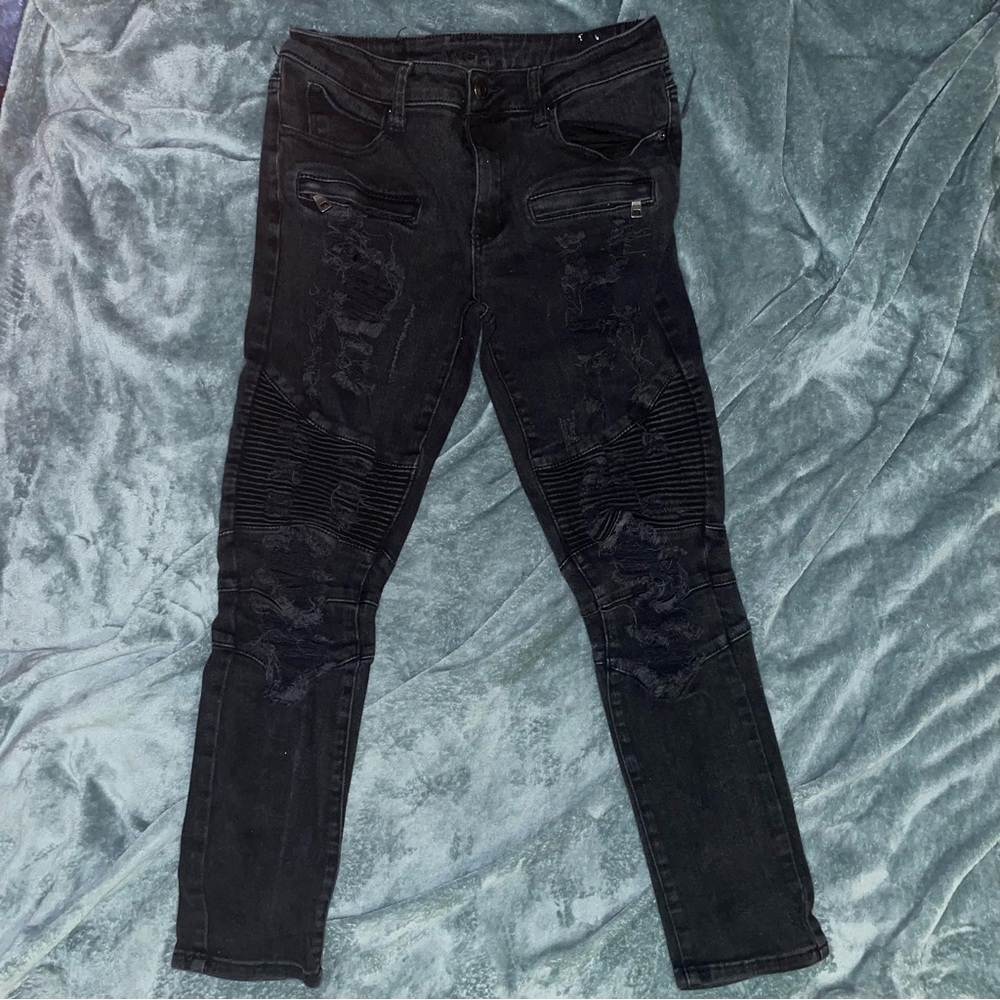 Stylish Black Distressed Jeans